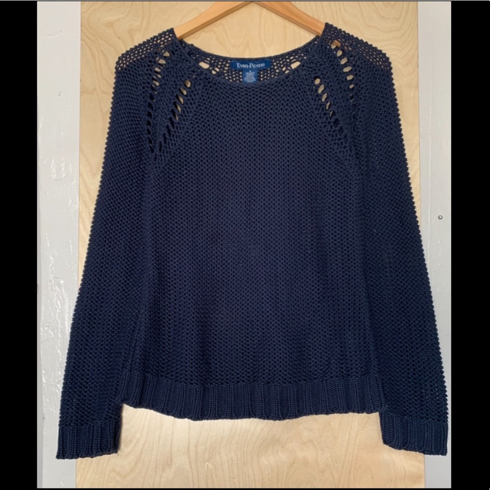3/$15 Navy sweater sz M